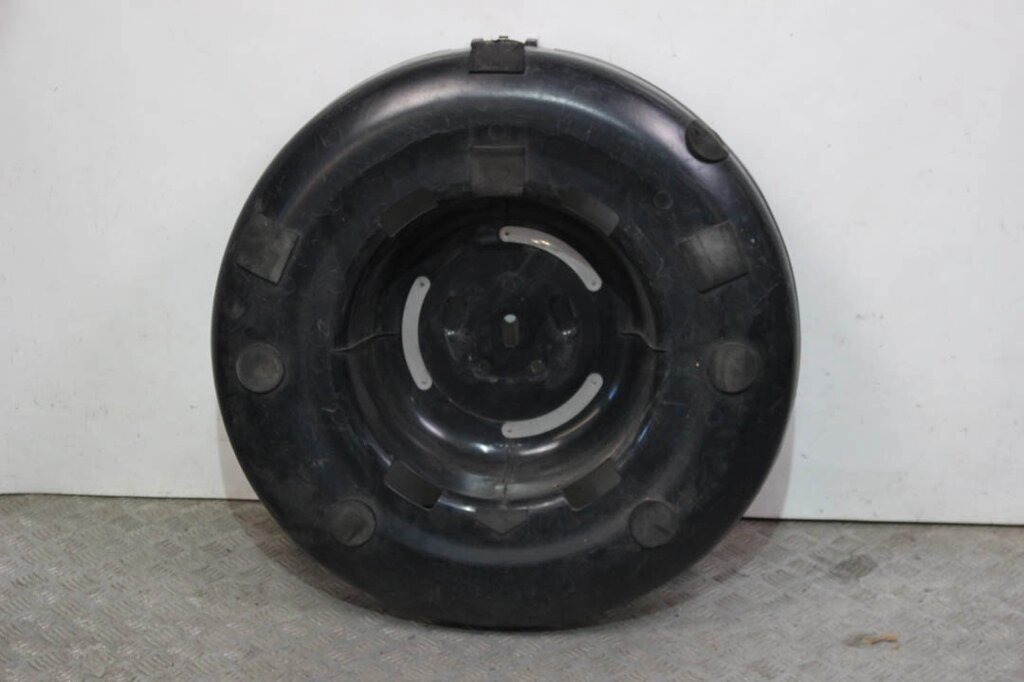 Ковпак запасного колеса внутрішній Toyota RAV-4 II 2000-2005 6477342030 (12836) від компанії Автозапчастини б/в для японських автомобілів - вибирайте Razborka6062 - фото 1