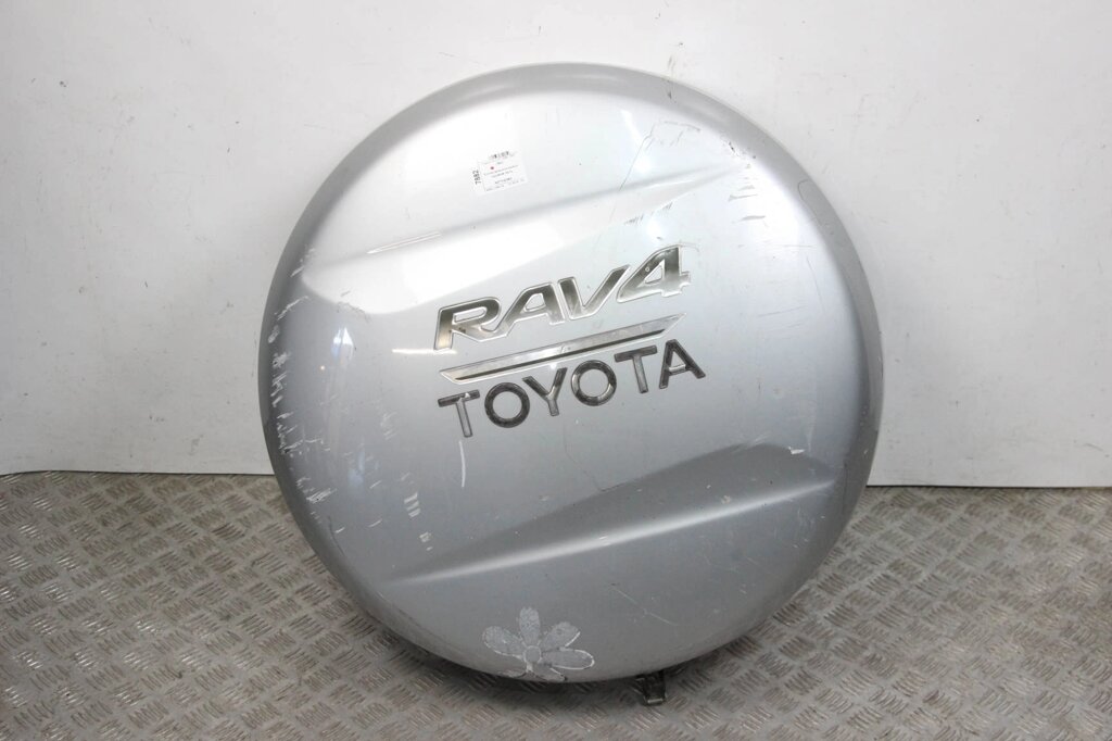 Ковпак запасного колеса зовнішня частина Toyota RAV-4 II 2000-2005 6477142060 (7882) від компанії Автозапчастини б/в для японських автомобілів - вибирайте Razborka6062 - фото 1