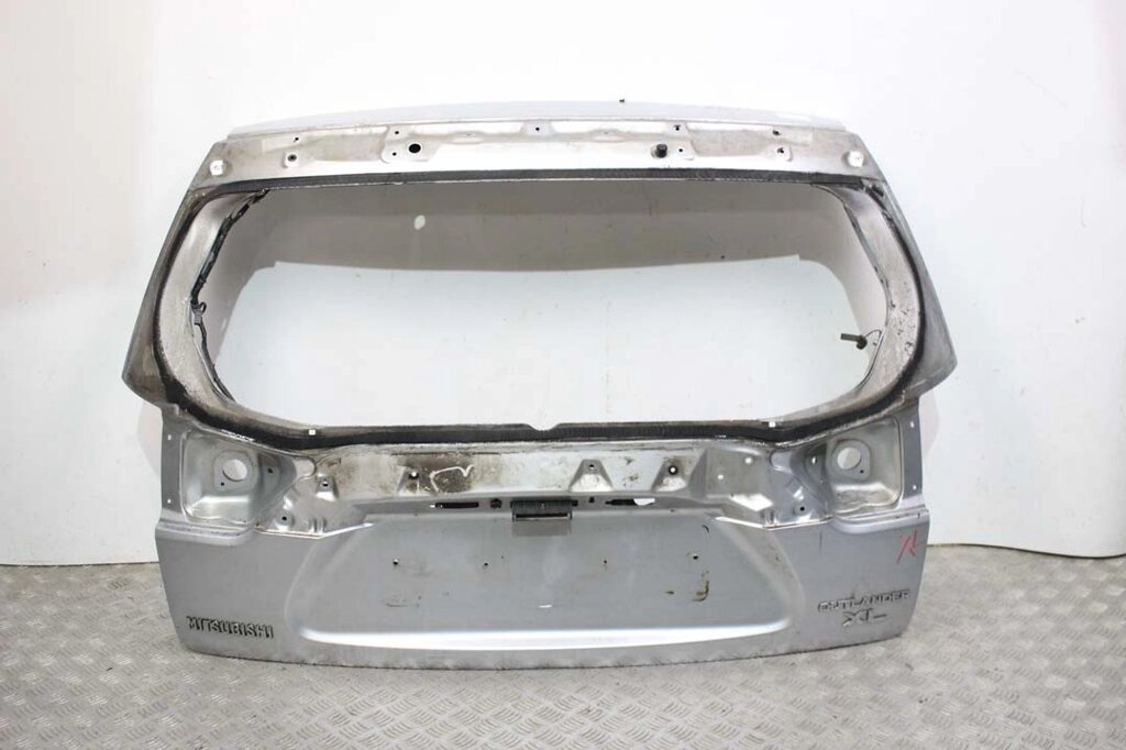 Кришка багажника гола без скла Mitsubishi Outlander (CW) XL 2006-2014 5801A524 (45780) від компанії Автозапчастини б/в для японських автомобілів - вибирайте Razborka6062 - фото 1