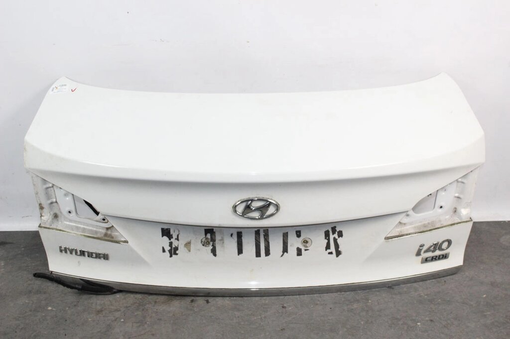 Кришка багажника седан Hyundai I40 2012-2015 692003Z310 (69521) від компанії Автозапчастини б/в для японських автомобілів - вибирайте Razborka6062 - фото 1