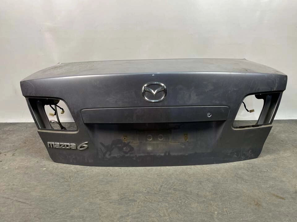 Кришка багажника седан Mazda 6 (GG) 2003-2007 GJYA5261XD (6296) від компанії Автозапчастини б/в для японських автомобілів - вибирайте Razborka6062 - фото 1