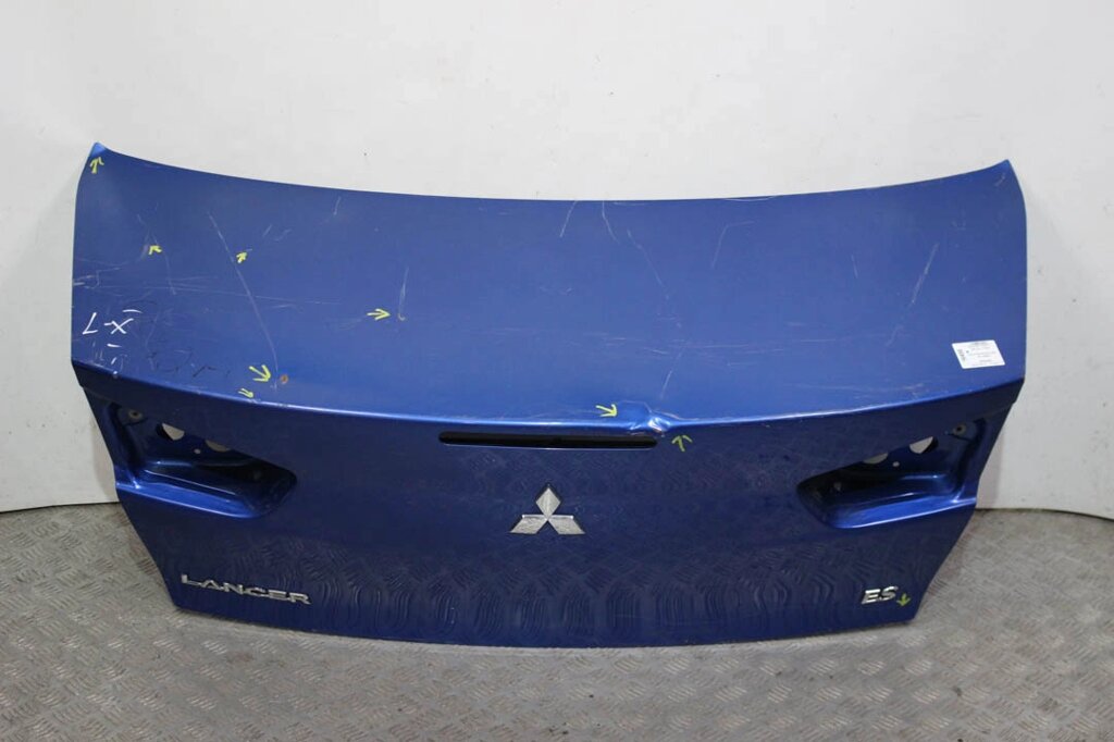 Кришка багажника седан піднебіння. дефект Mitsubishi Lancer X 2007-2013 5920A060 (16450) від компанії Автозапчастини б/в для японських автомобілів - вибирайте Razborka6062 - фото 1