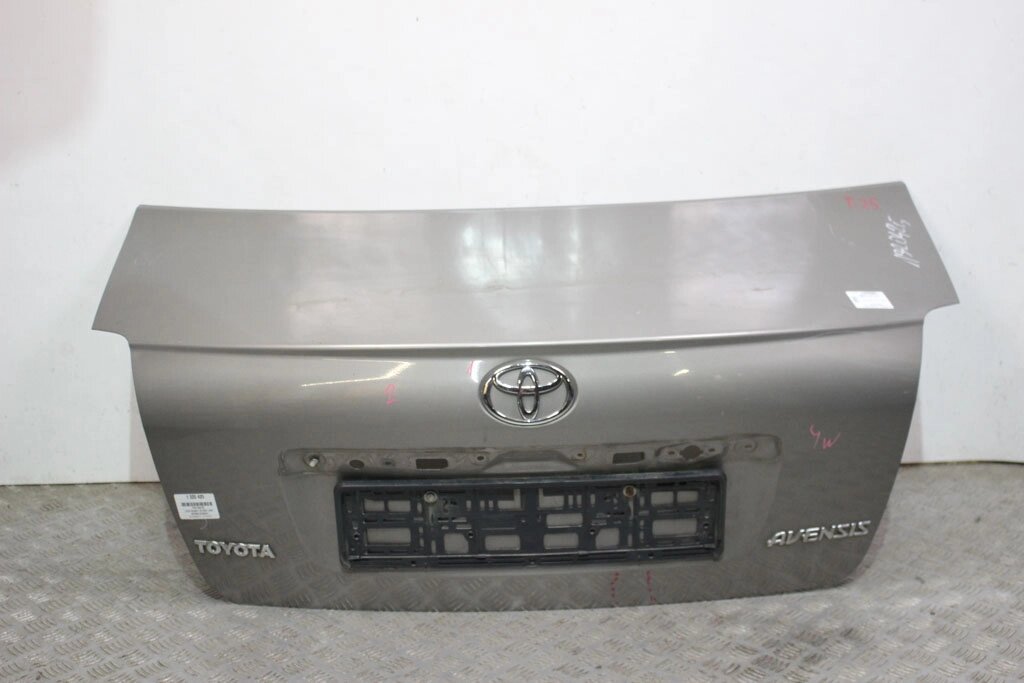 Кришка багажника седан Toyota Avensis T25 2003-2009 6440105050 (2095) від компанії Автозапчастини б/в для японських автомобілів - вибирайте Razborka6062 - фото 1