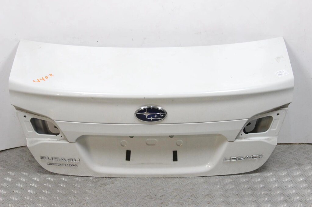 Кришка багажника Subaru Legacy (BN) 2014-2020 57509AL00A9P (52908) від компанії Автозапчастини б/в для японських автомобілів - вибирайте Razborka6062 - фото 1