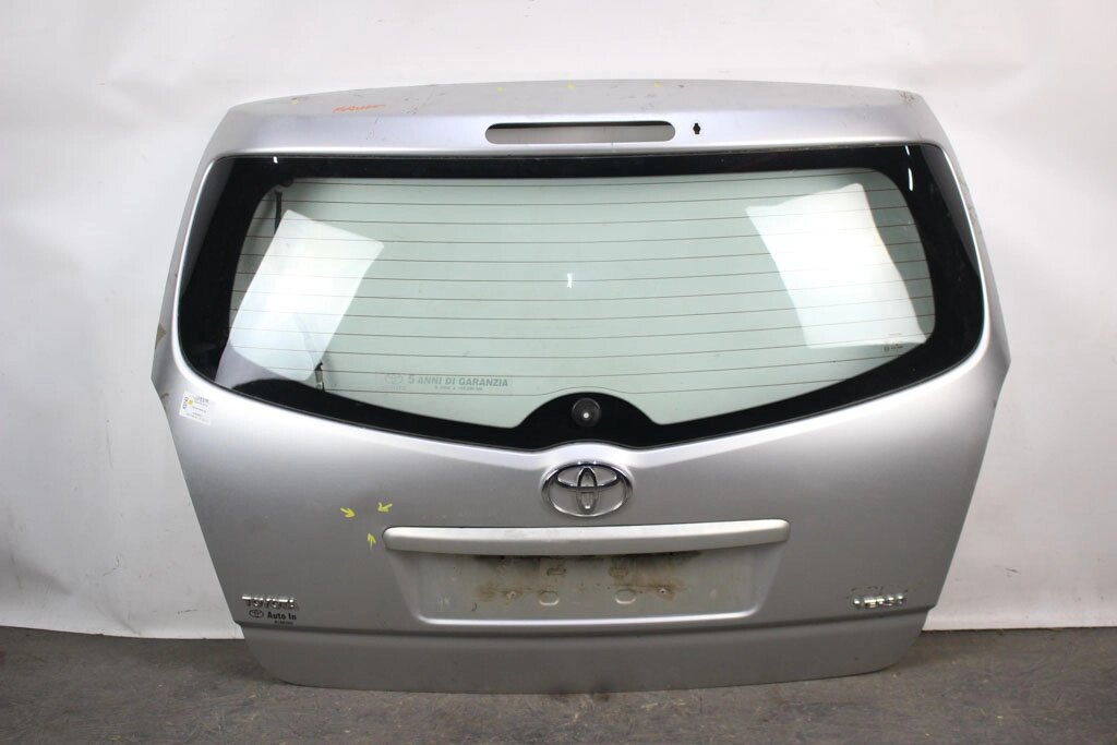 Кришка багажника Toyota Corolla Verso 2004-2009 670050F010 (63743) від компанії Автозапчастини б/в для японських автомобілів - вибирайте Razborka6062 - фото 1