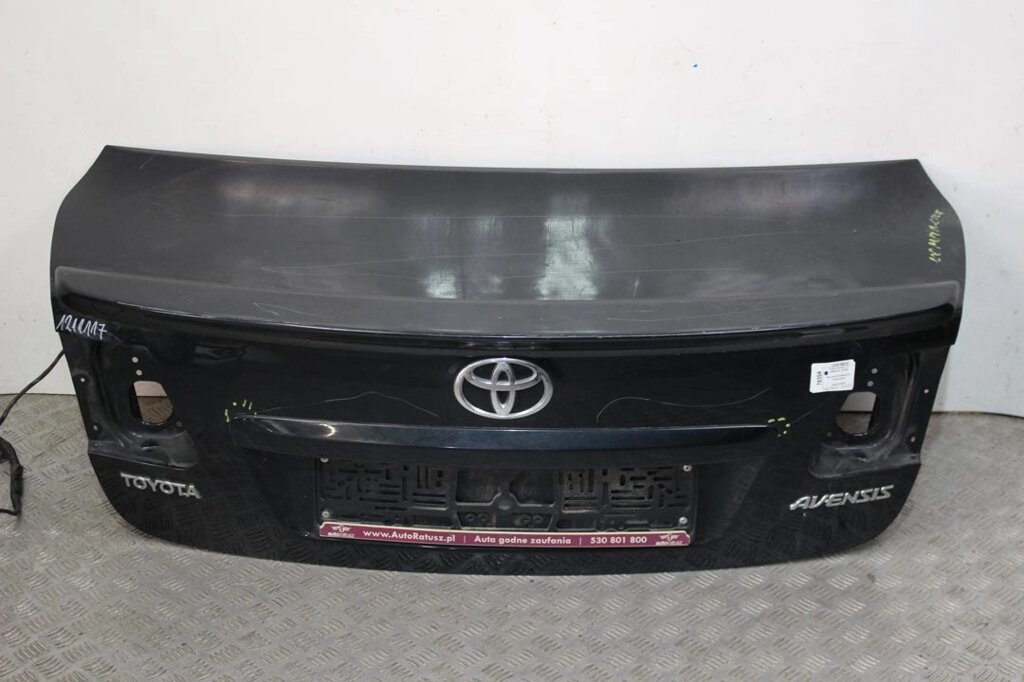 Кришка багажника зі спойлером седан Toyota Avensis T27 2009-2018 6440105080 (78354) від компанії Автозапчастини б/в для японських автомобілів - вибирайте Razborka6062 - фото 1