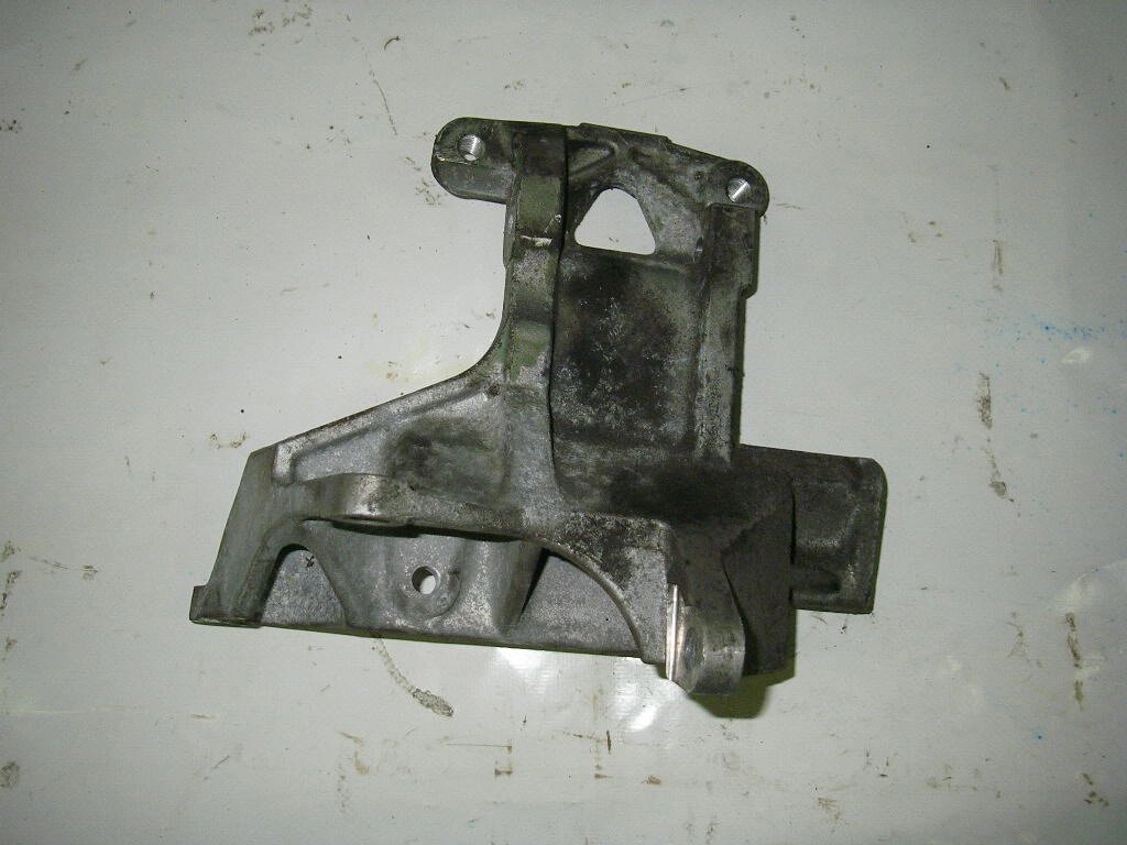 Кронштейн кріплення кондиціонера 2.5 XT Subaru Impreza (GD-GG) 2000-2007 (12777) від компанії Автозапчастини б/в для японських автомобілів - вибирайте Razborka6062 - фото 1