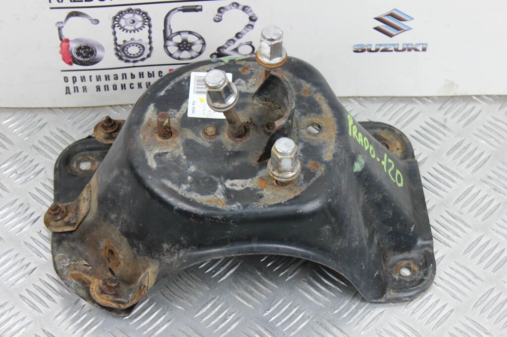 Кронштейн запаски Toyota Prado 120 2003-2009 5190860151 (35364) від компанії Автозапчастини б/в для японських автомобілів - вибирайте Razborka6062 - фото 1