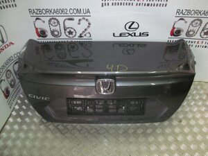 Кришка багажника Honda Civic 4D (FC) 2015- 68500TBAA00ZZ (21223)