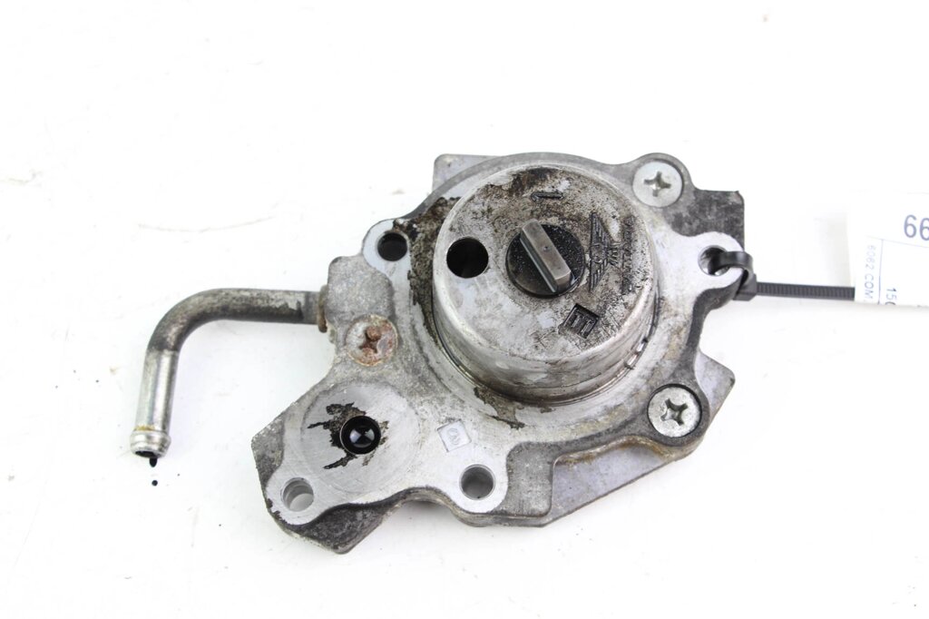 Масляний насос 2.0 Diesel Subaru Forester (SJ) 2012-2018 15030AA010 (66262) від компанії Автозапчастини б/в для японських автомобілів - вибирайте Razborka6062 - фото 1
