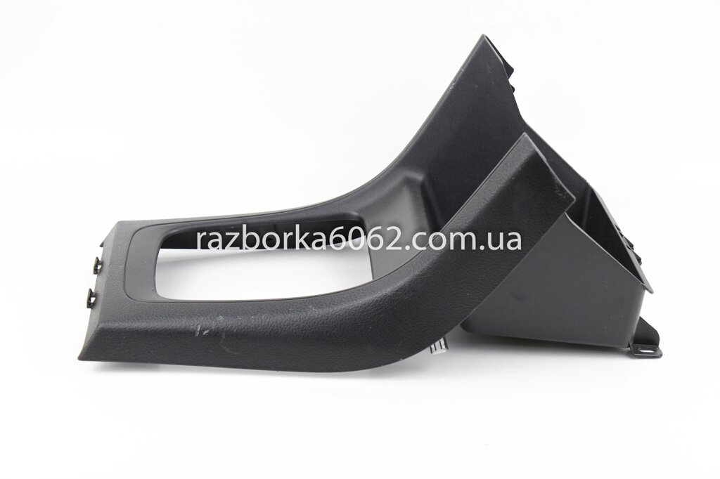 Накладка лаштунки Subaru Impreza (GJ / GP) 2011-2017 92122FJ000 (27984) від компанії Автозапчастини б/в для японських автомобілів - вибирайте Razborka6062 - фото 1