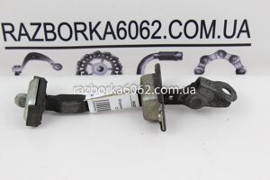 Пошкоджений обмежувач дверей Honda Civic 4D (FD) 2006-2011 72880SNLT01 (6674)