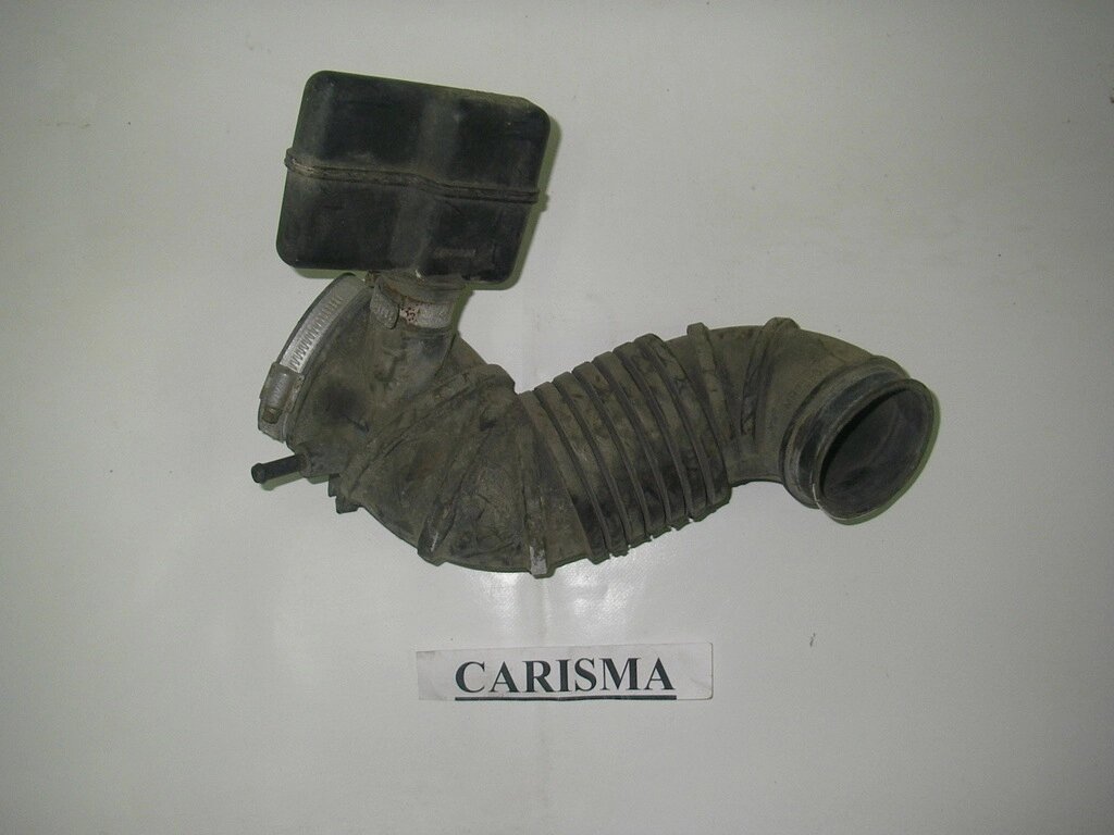 Патрубок повітряного фільтра 1.6 Mitsubishi Carisma 1998-2004 (4840) від компанії Автозапчастини б/в для японських автомобілів - вибирайте Razborka6062 - фото 1
