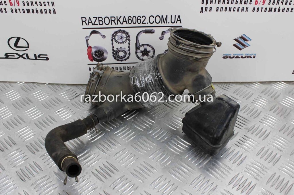 Патрубок повітряного фільтра 2.5 Toyota Camry 55 USA 2015-2018 178810V070 (32918) від компанії Автозапчастини б/в для японських автомобілів - вибирайте Razborka6062 - фото 1