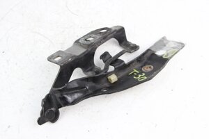 Права петля капота Nissan X-Trail (T30) 2002-2007 654008H300 (61383)