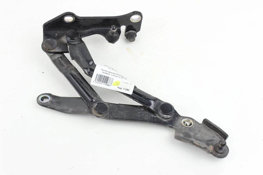 Петля кришки багажника права Mitsubishi Lancer X 2007-2013 5923A014 (11286) від компанії Автозапчастини б/в для японських автомобілів - вибирайте Razborka6062 - фото 1