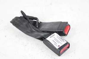 Замок ременя безпеки задній подвійний Toyota Corolla E16 (E160) 2013-2018 7348002561C1 (86204) в Києві від компанії Автозапчасти б/у для японских автомобилей – выбирайте Razborka6062