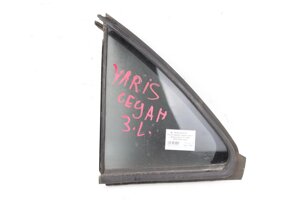 Скло двері задніх лівих (кватирка) Toyota Yaris USA 2006-2009 седан 6812452150 (31497)