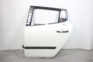 Двері задня ліва біла Nissan Leaf 2010-2017 H210A3NAMA (67893)
