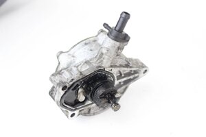 Насос вакуумний 1.7 TDI Kia Sportage (QL) 2015-2021 288102A650 (85189) в Києві від компанії Автозапчасти б/у для японских автомобилей – выбирайте Razborka6062