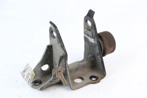 Кронштейн подушки двигуна лівий 2.4 Toyota RAV-4 II 2000-2005 1232528050 (64660)