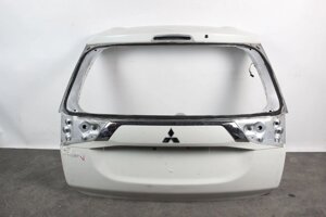 Кришка багажника без скла дефект 17- Mitsubishi Outlander (GF) 2012- 5801B670 (79877) із накладкою в Києві от компании Автозапчасти б/у для японских автомобилей – выбирайте Razborka6062