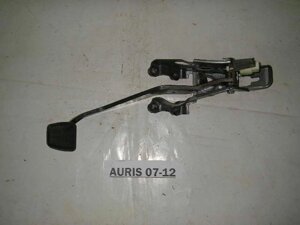 Педаль сцепления Toyota Auris 2006-2012 5510712280 (6861)