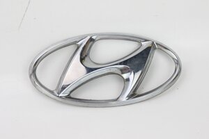 Емблема переднього бампера Hyundai Tucson (LM) / IX35 20102015 863002B100 (67835) в Києві от компании Автозапчасти б/у для японских автомобилей – выбирайте Razborka6062