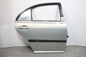 Двері задня права Toyota Avensis T25 (T250) 2003-2009 6700305110 (2043) в Києві от компании Автозапчасти б/у для японских автомобилей – выбирайте Razborka6062
