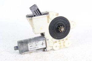 Моторчик склопідйомника передній правий 6 pin Toyota Avensis T25 2003-2009 0130822032 (19024) в Києві от компании Автозапчасти б/у для японских автомобилей – выбирайте Razborka6062