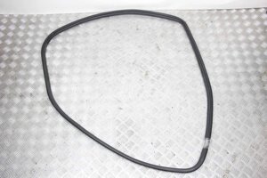 Ущільнювач двері задньої лівої Toyota Corolla E16 (E160) 2013-2018 6233202270 (10060603) в Києві від компанії Автозапчасти б/у для японских автомобилей – выбирайте Razborka6062