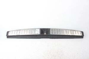 Накладка замка багажника пластик Subaru Outback (BP) 2003-2009 95073AG011JC (10784) в Києві від компанії Автозапчасти б/у для японских автомобилей – выбирайте Razborka6062