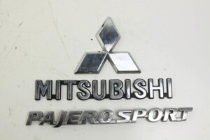 Кришка обкладинки багажника Mitsubishi Pajero Sport (KH) 20082015 7415A368 / MR108148 / 7415A308 (60095)