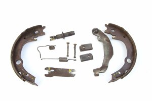 Механізм гальмівний правий Toyota Avensis T25 (T250) 2003-2009 4651005010 (54655)