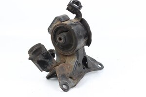 Подушка мотора ліва 2.0 Nissan Primera (P12) 2002-2009 11220AU400 (42562) в Києві от компании Автозапчасти б/у для японских автомобилей – выбирайте Razborka6062