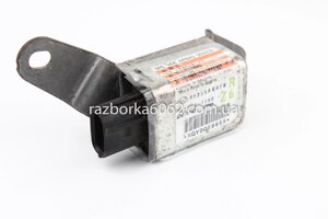 Датчик удару бічний передній правий 10.04-03.07 USA Subaru Legacy (BL) 2003-2009 98235AG02B (27151) в Києві от компании Автозапчасти б/у для японских автомобилей – выбирайте Razborka6062