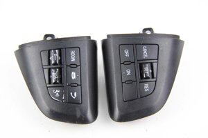 Кнопки управління на кермо Mazda 3 (BL) 2009-2014 BBM4664M0C (46901)