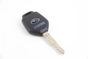 Ключ запалювання з іммобілайзером 3 + 1 кнопки Subaru Impreza (GH/GE) 2007-2013 57497AJ10A (51549) CWTWB1U811 G чіп Uncut