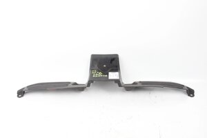 Накладка замку капота Mitsubishi Outlander (CW) XL 2006-2014 7450A172 (22097) в Києві от компании Автозапчасти б/у для японских автомобилей – выбирайте Razborka6062