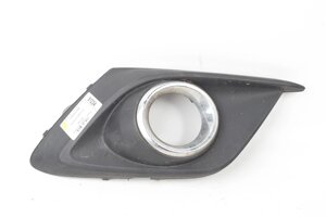 Накладка ПТФ RH Mazda 3 (BM) 2012-2018 BJE150C11 (81234) в Києві від компанії Автозапчасти б/у для японских автомобилей – выбирайте Razborka6062