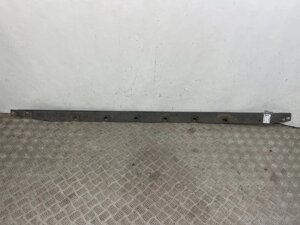 Накладка порога права Toyota Corolla E12 (E120) 2000-2006 7585102050 (30870)