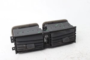 Дефлектори центральних повітропроводів Mitsubishi Galant (DJ) 2003-2012 MR590281 (78134) в Києві от компании Автозапчасти б/у для японских автомобилей – выбирайте Razborka6062