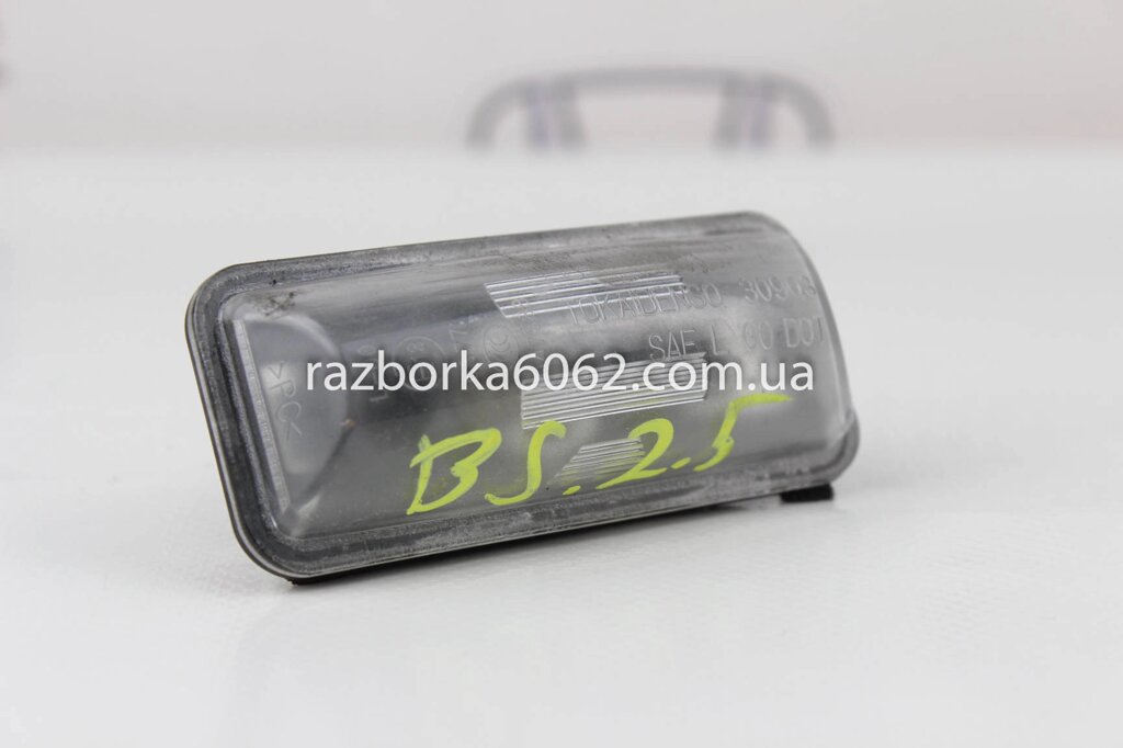 Підсвічування номера Subaru Outback (BS / BN) 2014-2020 84912FG110 (34023) від компанії Автозапчастини б/в для японських автомобілів - вибирайте Razborka6062 - фото 1