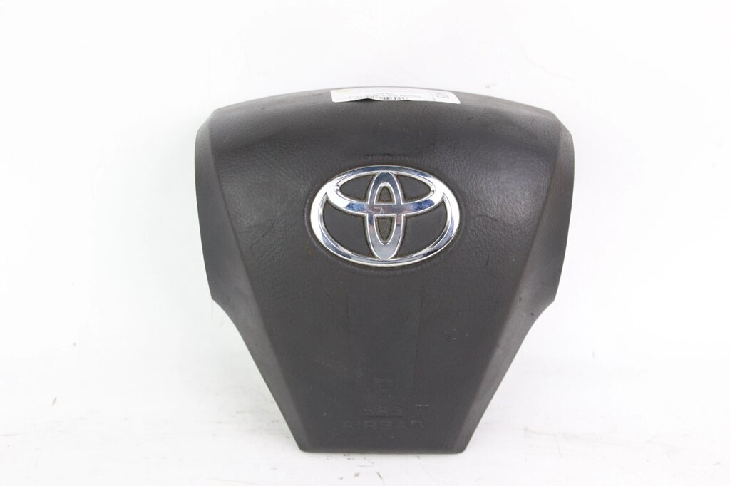 Подушка безпеки в кермо 09- Toyota Auris 2006-2012 4513002501B0 (66475) від компанії Автозапчастини б/в для японських автомобілів - вибирайте Razborka6062 - фото 1