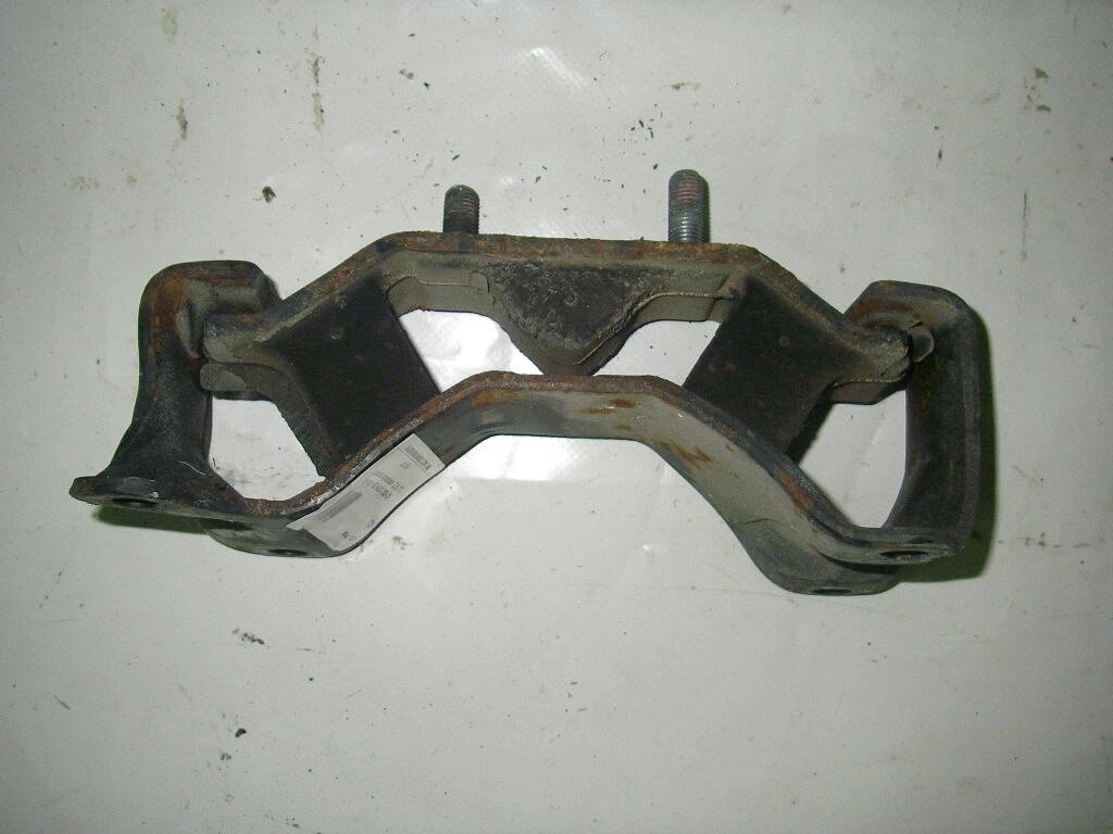 Подушка коробки 2,5 XT Subaru Impreza (GD-GG) 2000-2007 (13247) від компанії Автозапчастини б/в для японських автомобілів - вибирайте Razborka6062 - фото 1