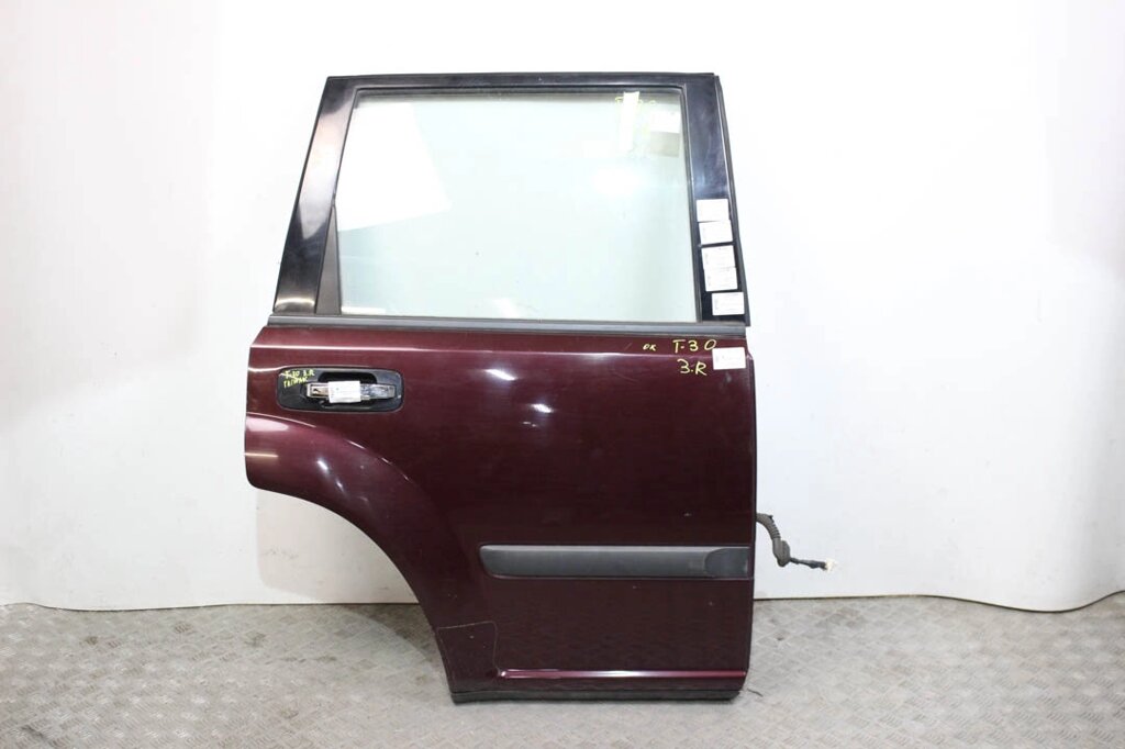 Права дверцята Nissan X-Trail (T30) 2002-2007 H21008H7mm (1867) від компанії Автозапчастини б/в для японських автомобілів - вибирайте Razborka6062 - фото 1