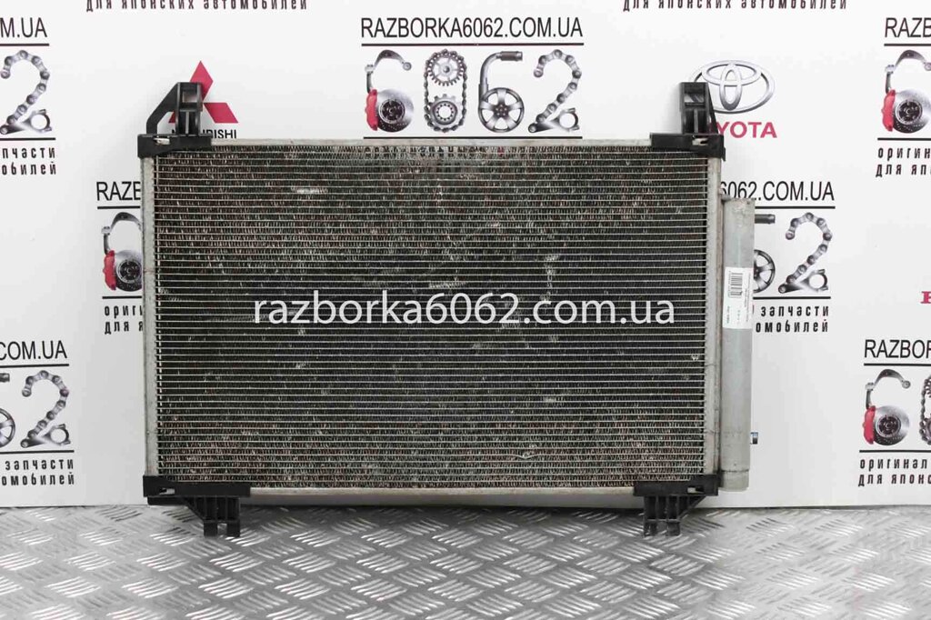 Радіатор кондиціонера Toyota Yaris USA 2006-2009 седан 8846052130 (30824) від компанії Автозапчастини б/в для японських автомобілів - вибирайте Razborka6062 - фото 1