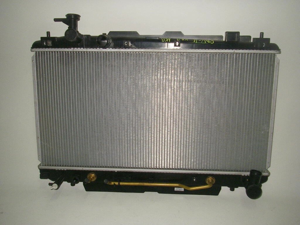 Радіатор основний 2.0 АКПП 16 мм Toyota RAV-4 II 2000-2005 FP 70 A1294-X (8403) від компанії Автозапчастини б/в для японських автомобілів - вибирайте Razborka6062 - фото 1