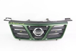 Решітка радіатора -04 Nissan X-Trail (T30) 2002-2007 623108H700 (66229)