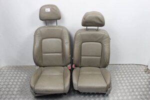 Сидіння передні шкіряні бежеві RHD Subaru Outback (BP) 2003-2009 (4230)